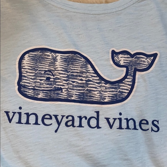 Vineyard vines tee - Picture 3 of 4